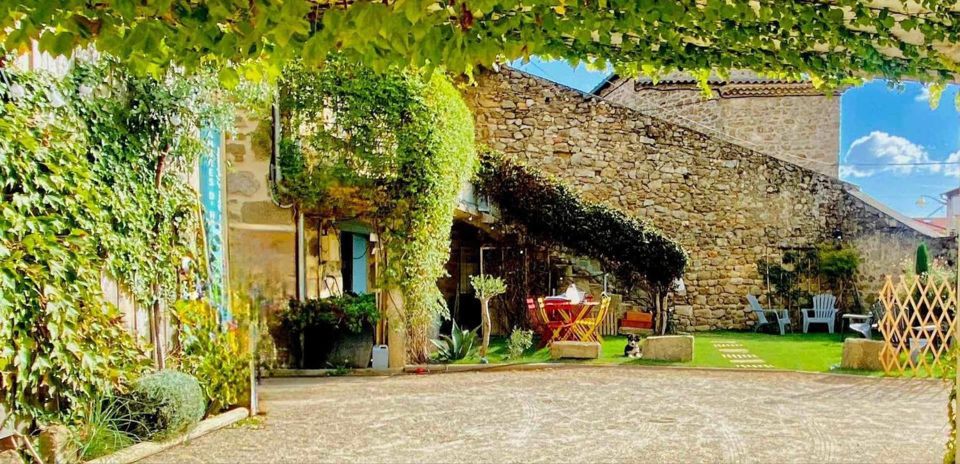 Les Reves D'Eglantine Et D'Augusta Chambres Et Gites Saint-Cyr  Exterior photo